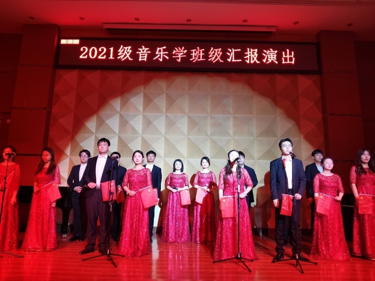 灯火里的中国.jpg